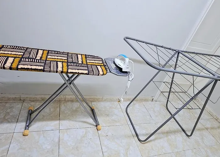 شقة بغرفتين نوم والسعر مغري 2